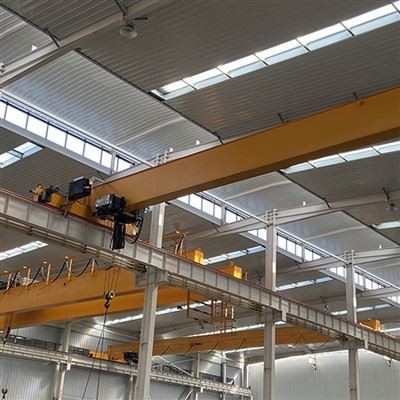 6 Tuj Overhead Crane